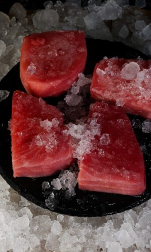 tuna steak bali – high-quality tuna portions chilled for delivery