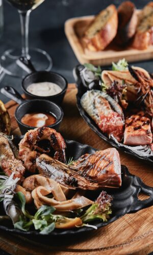 seafood bbq bali grilled salmon squid shrimp platter