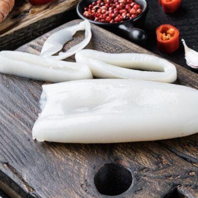 Squid tubes in Bali, premium cleaned calamari tubes on display”