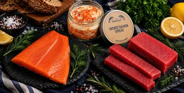 Smoked Duo Set Bali — cold-smoked salmon, smoked tuna and a jar of smoked salmon spread